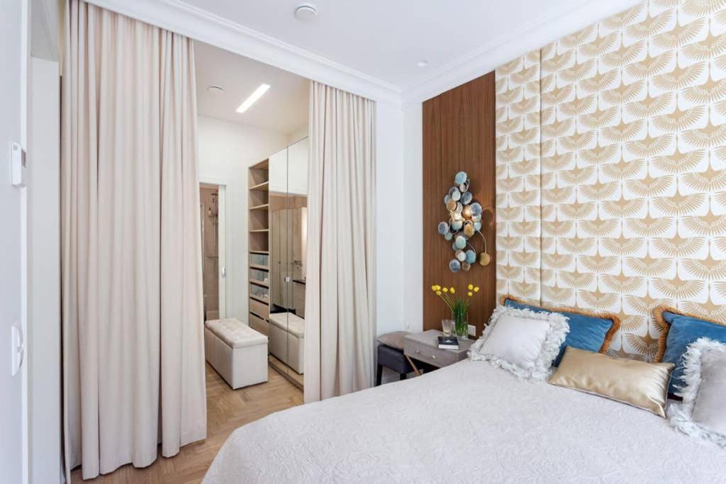 Jogailos Residence Peaceful Old Town Luxury 3 Bdr, 2 Bthr, Free Garage, Top-Speed Wifi Vilnius Luaran gambar