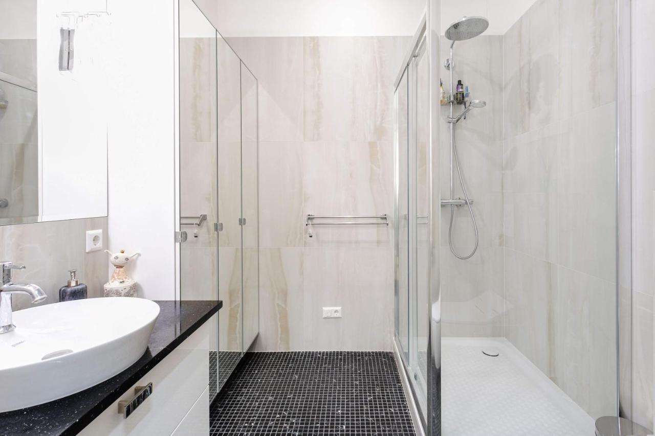 Jogailos Residence Peaceful Old Town Luxury 3 Bdr, 2 Bthr, Free Garage, Top-Speed Wifi Vilnius Luaran gambar