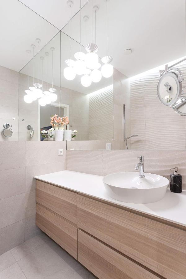 Jogailos Residence Peaceful Old Town Luxury 3 Bdr, 2 Bthr, Free Garage, Top-Speed Wifi Vilnius Luaran gambar